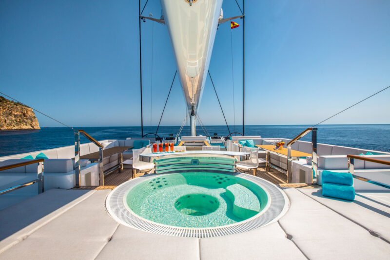 on board swimming pool sailing yacht Aquijo