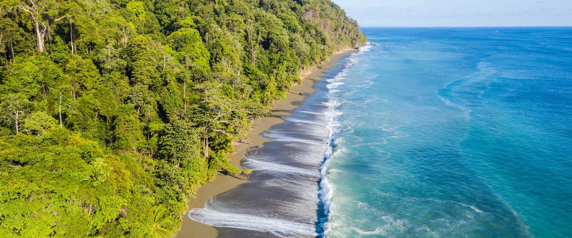 Yacht Charter in Costa Rica: Untouched Beauty Between Two Oceans