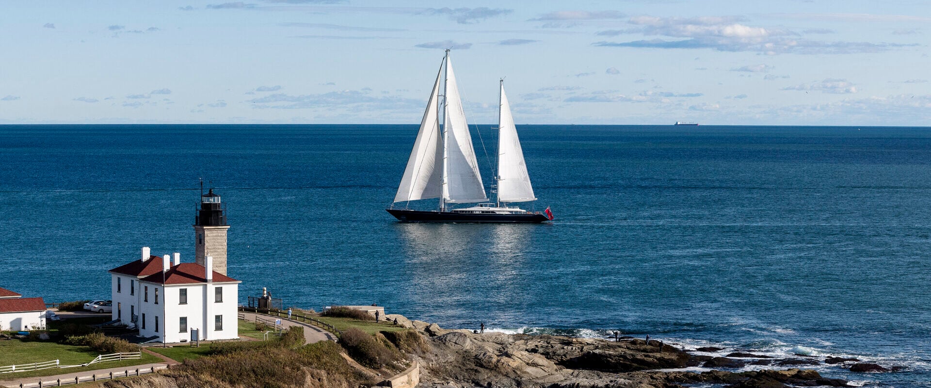 Yacht Charter in New England: Historic Harbors & Coastal Beauty