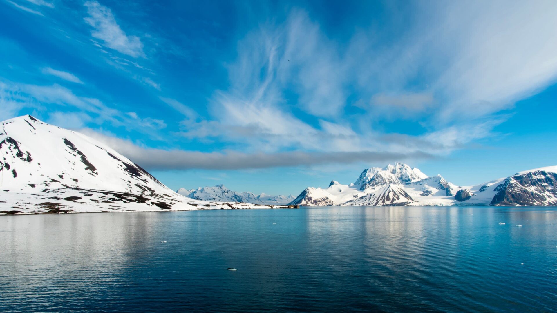 Svalbard Yacht Charter with Althaus Yachts