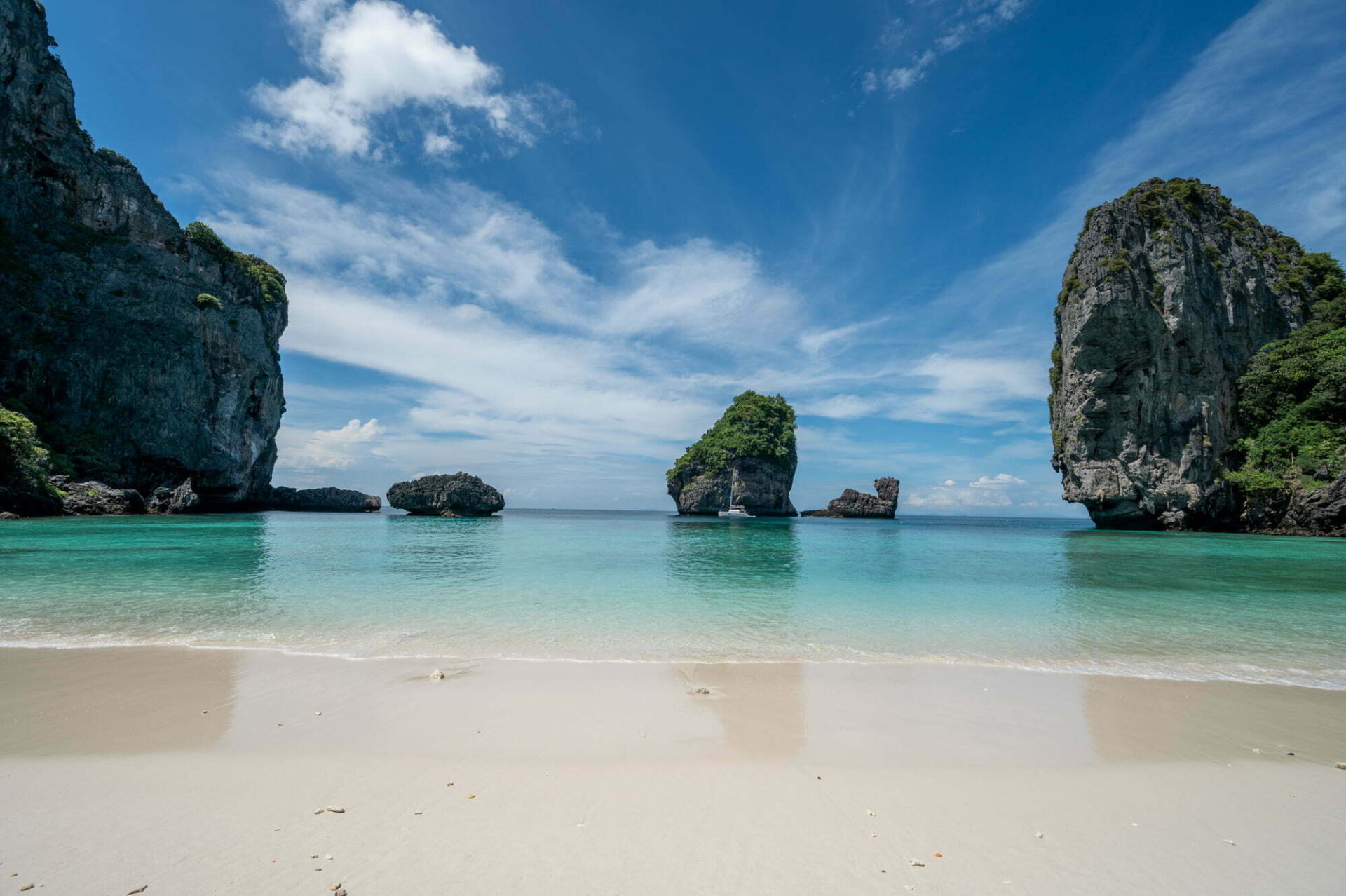 Yacht Charter Thailand Koh Phi Phi with Althaus Yachts